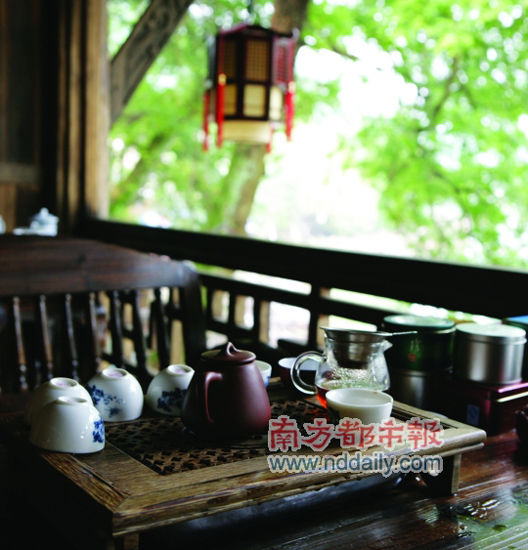 山中清涼，正適合避暑